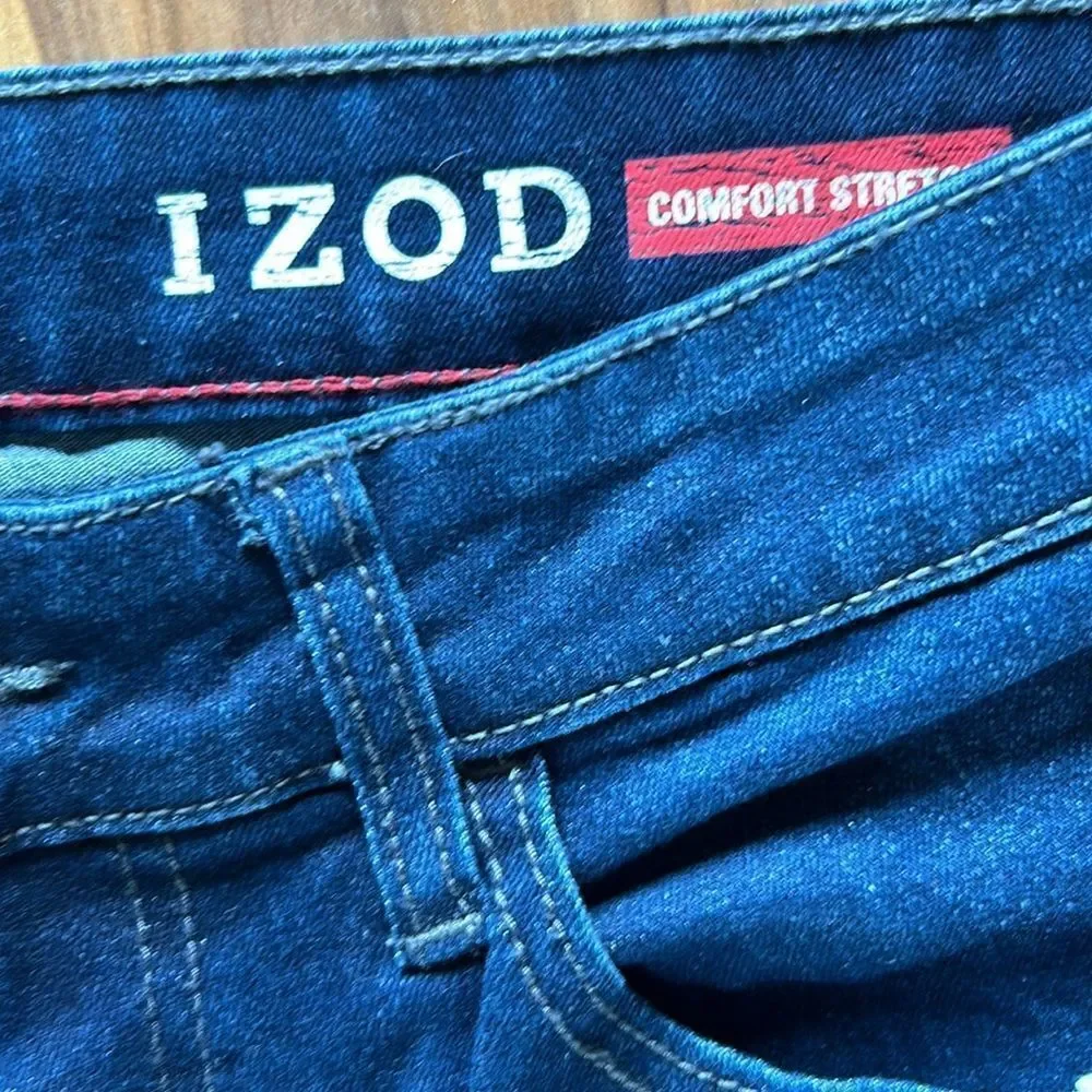 NEW Izod Mens Straight Fit Jeans Classic Style